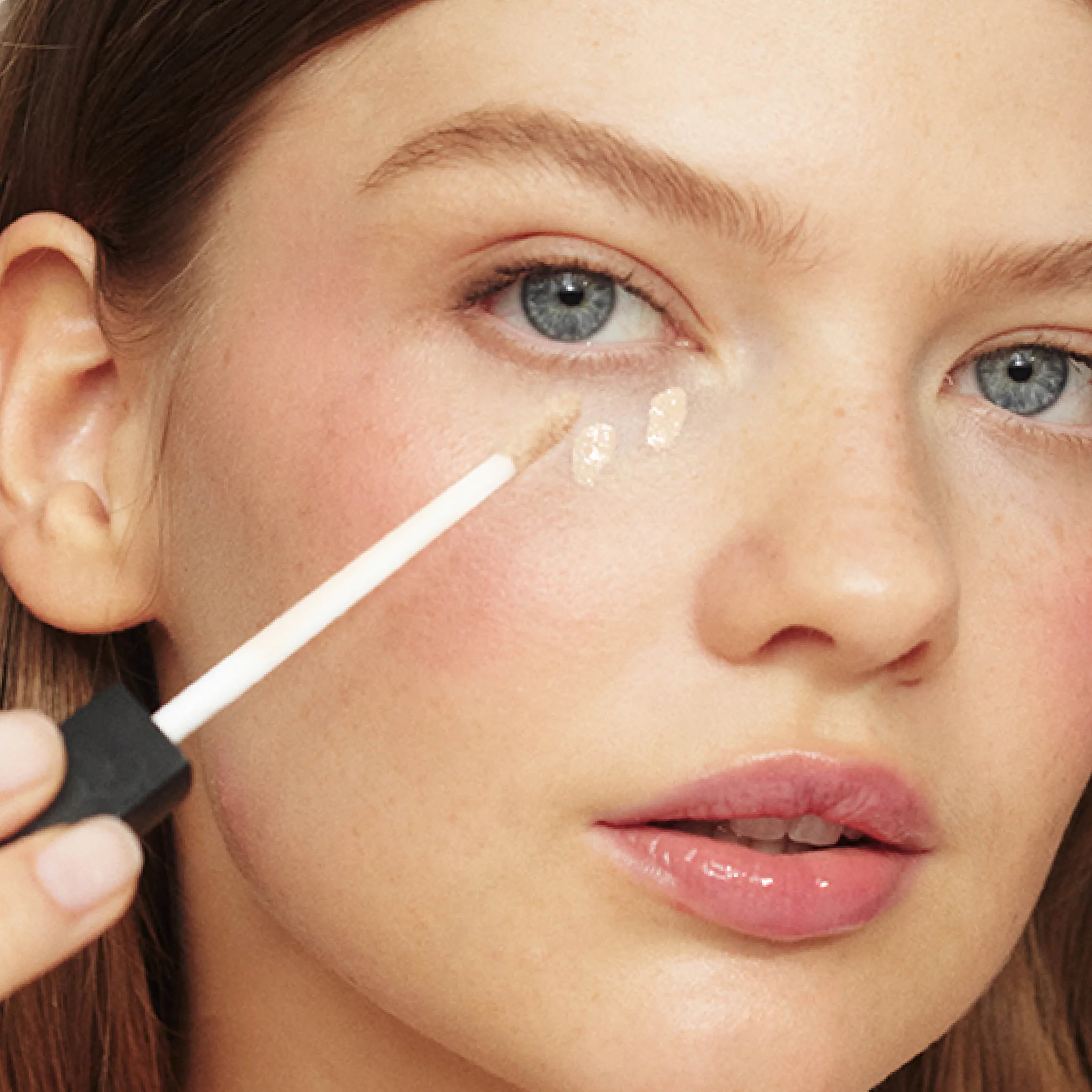 Brighten & Perfect Cream Concealer - Image 61