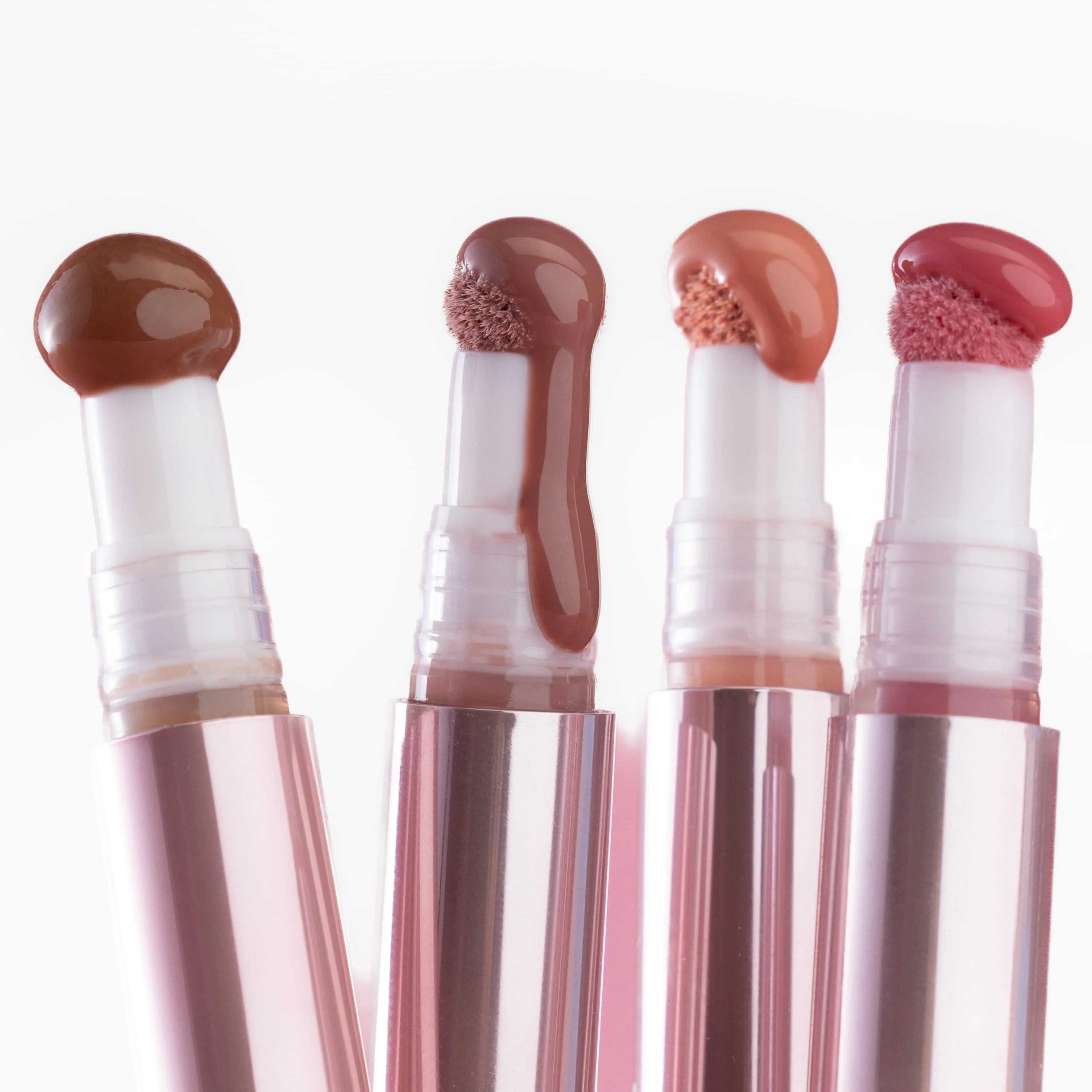 Glow Lip Plump 4-in-1 Treatment Oil - Image 14