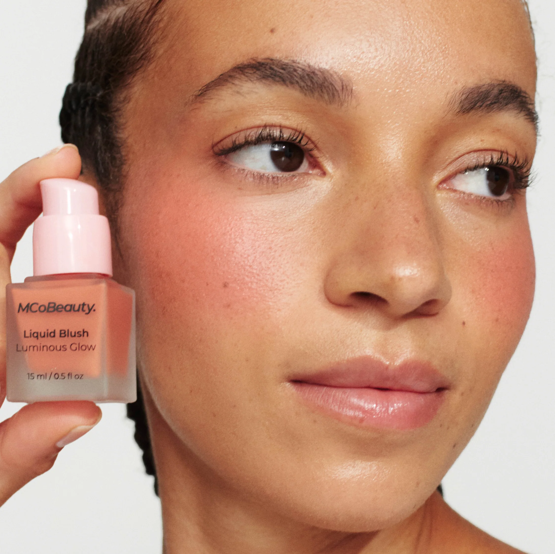 Liquid Blush Luminous Glow - Image 5