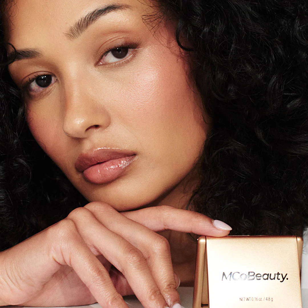 Summer Glow Bronzing Powder - Image 6